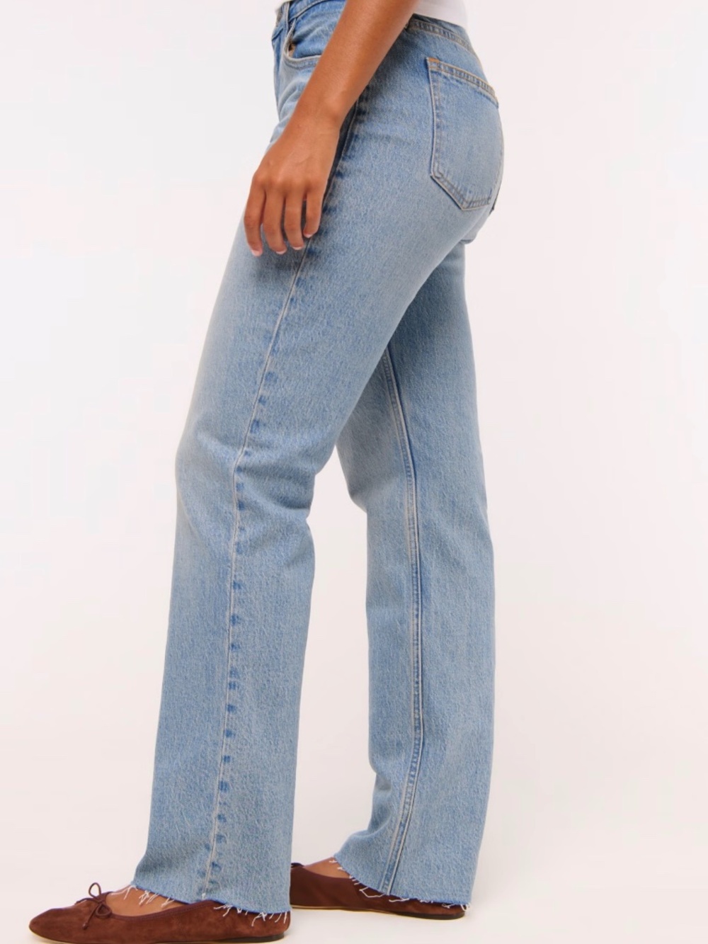 Abercrombie - Curve Love - MidRise 90s Straight Jean -Light- Frayed Hem -Size 26